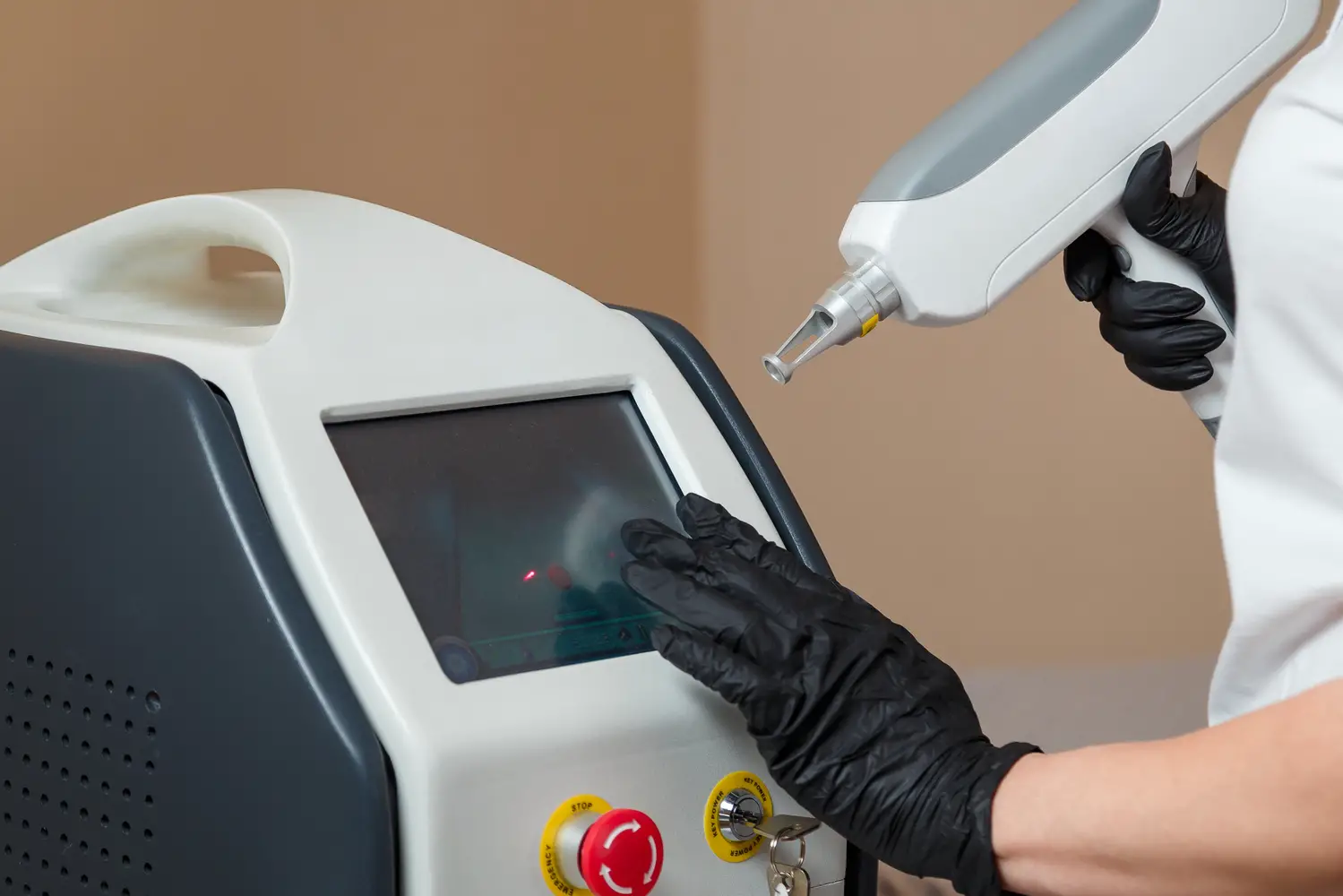 Best Laser Tattoo Removal Machines - Eliminate Your Tattoo For Good -  Tattify